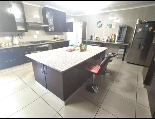 FARM FOR SALE IN HOMELANDS